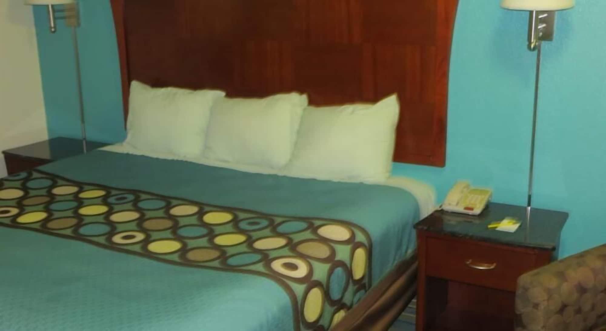 Motel Super 8 By Wyndham Pleasanton Esterno foto
